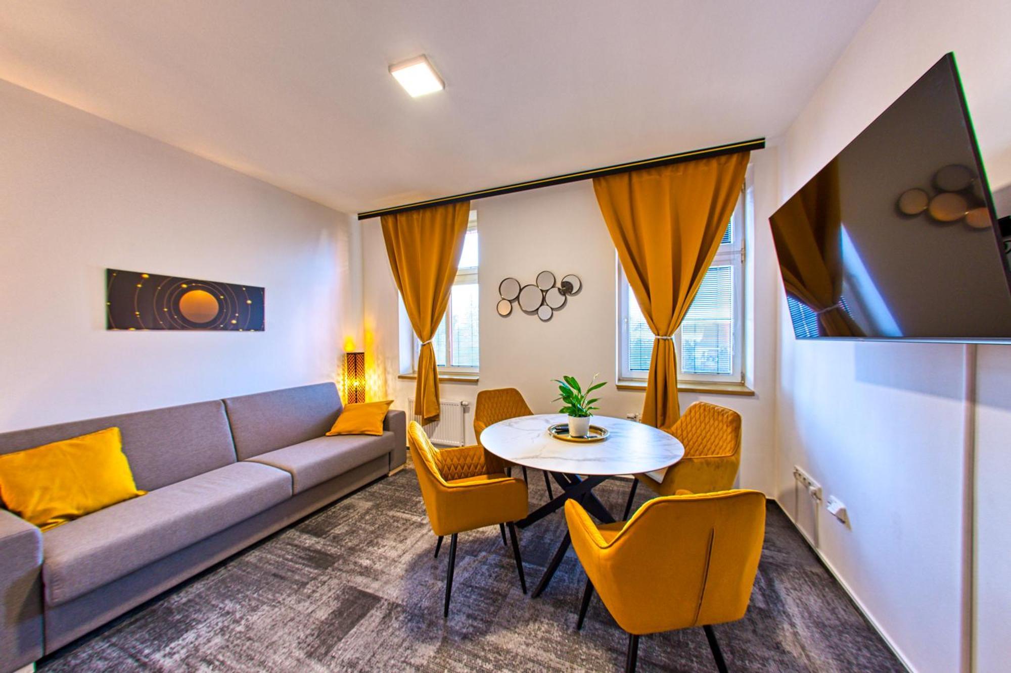 Narodni Dum Podborany Hotel ภายนอก รูปภาพ
